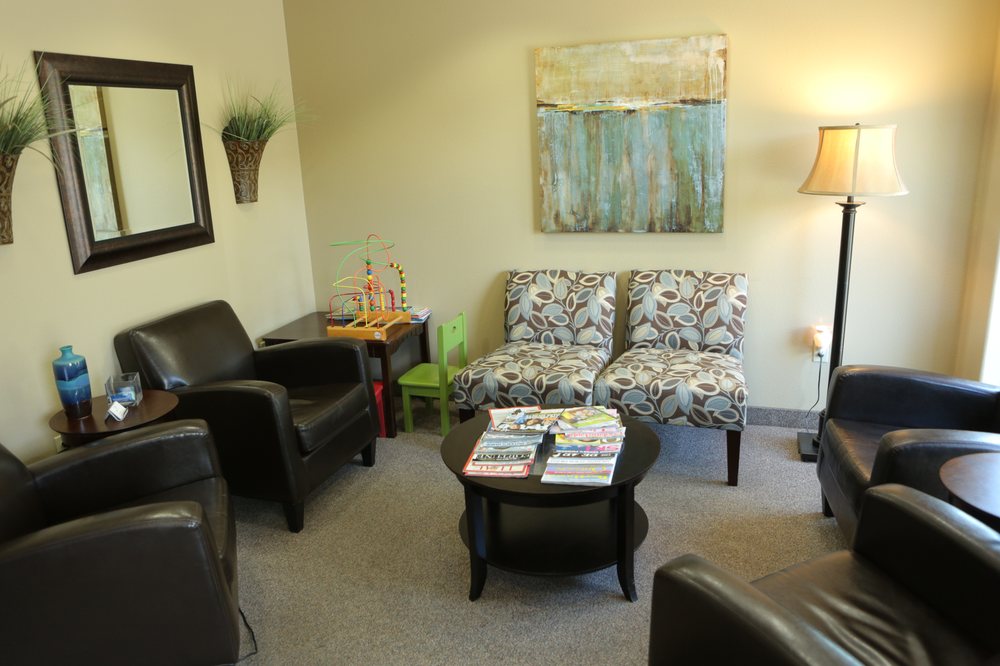 Waiting area at Roane Family Dental.